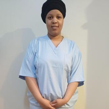 مربية أطفال في الرياض: Doreen