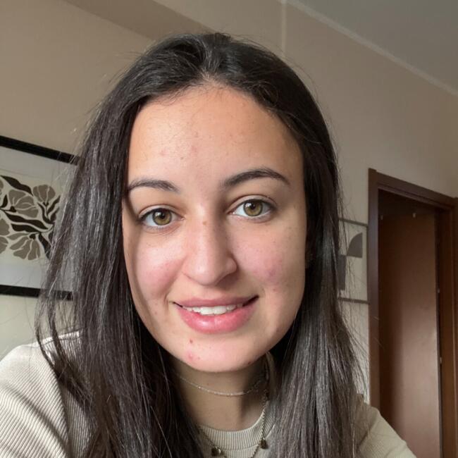 Babysitter in Mortara: Laura