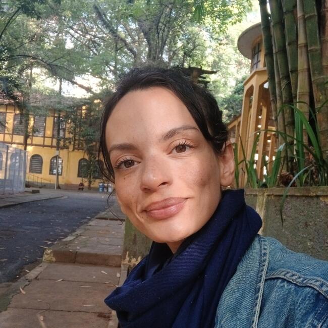 Babysitter in São Paulo: Ariel
