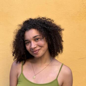 Babysitter in Toulouse: Alexia