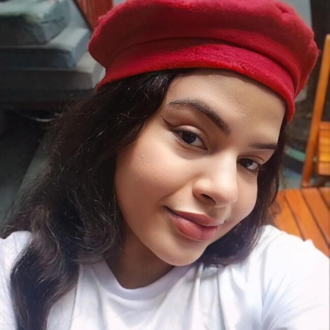 Babysitter in Nossa Senhora do Socorro: Laura