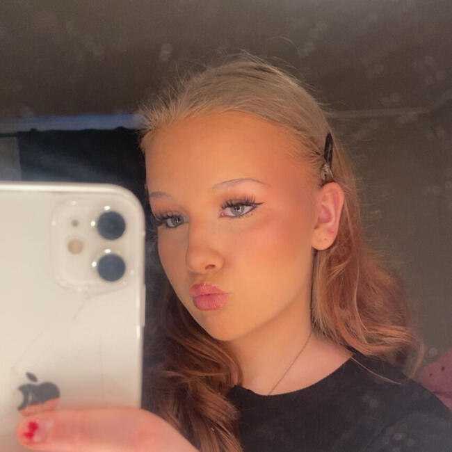 Babysitter in Espoo: Sara