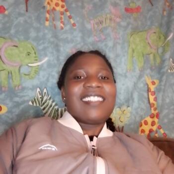 Babysitter Port Elizabeth: Maria