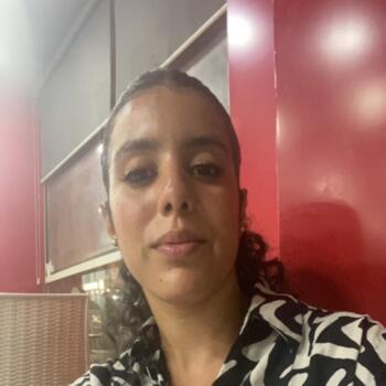 Babysitter in Aulnay-sous-Bois: Hind