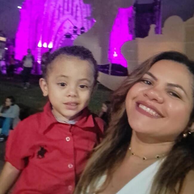 Babá em Canela: Kécia