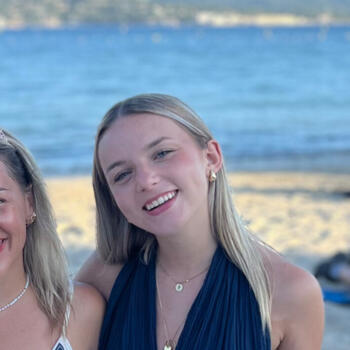 Babysitter in Plaisir: Lola