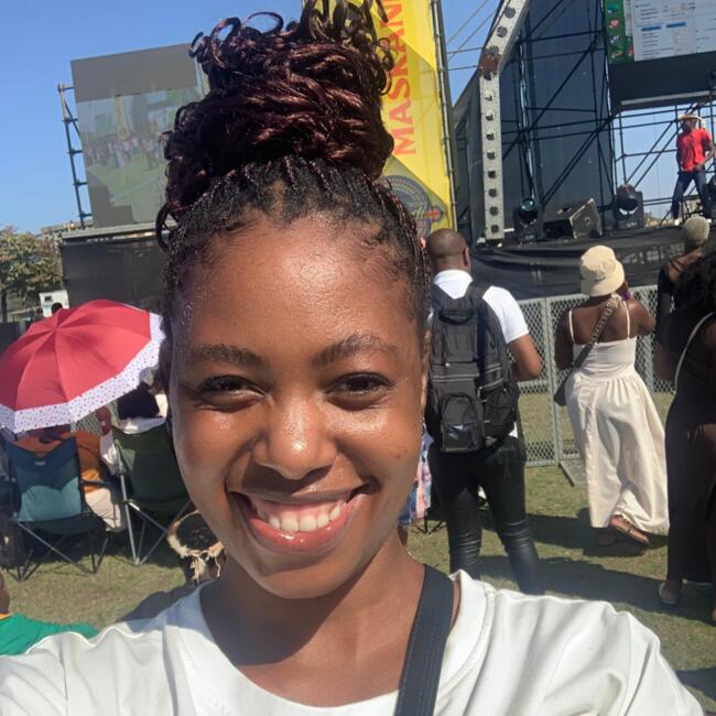 Babysitter in Durban: Snenhlanhla Bandile