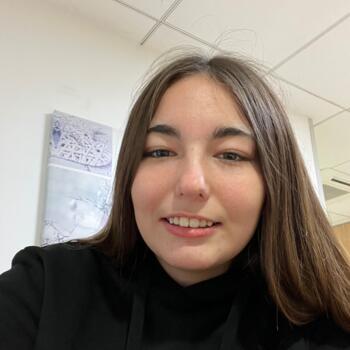 Babysitter in Thézan-lès-Béziers: Maylis