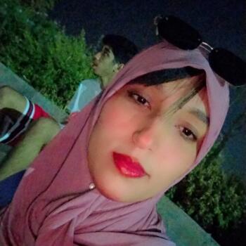 جليسة أطفال في خريبكة: Hasna