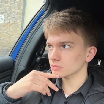 Babysitter in Plymouth: Andrew