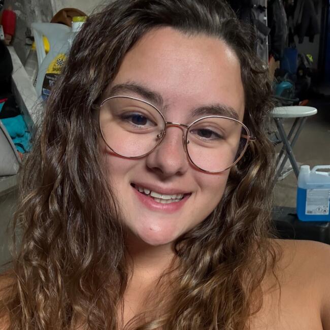 Babysitter in Jurbeke: Shirley