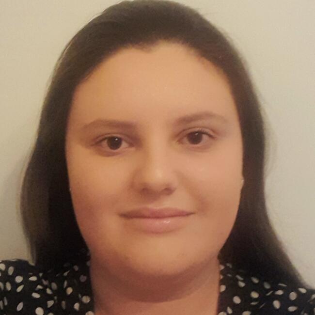 Babysitter in La Roque-d'Anthéron: Jade