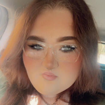 Babysitter in North Augusta: Lydia