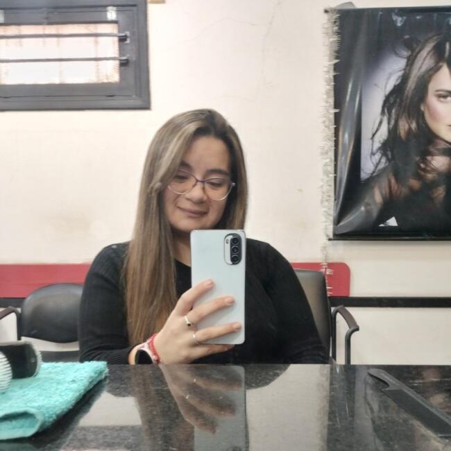 Babysitter in Rosario: Noemi