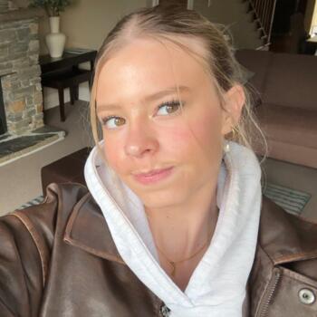 Babysitter Sydney: Eloise