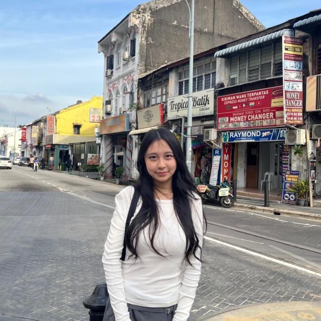 Babysitter in Tanjung Tokong: Quinn Qi