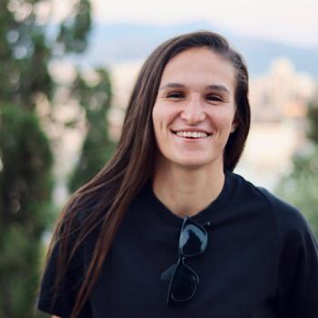 Babysitter in Vila Nova de Gaia: Ana