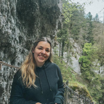 Baby-sitter in Sainte-Croix: Ema