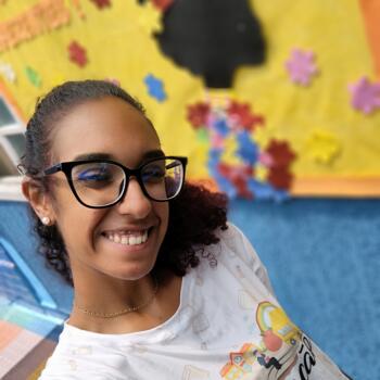 Babysitter in Rio das Ostras: Brenda