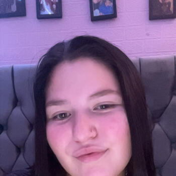 Babysitter in Worksop: Maisie