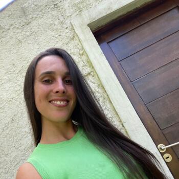 Niñera Salinas: Agustina