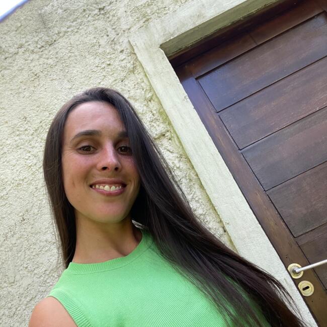 Niñera en Salinas: Agustina