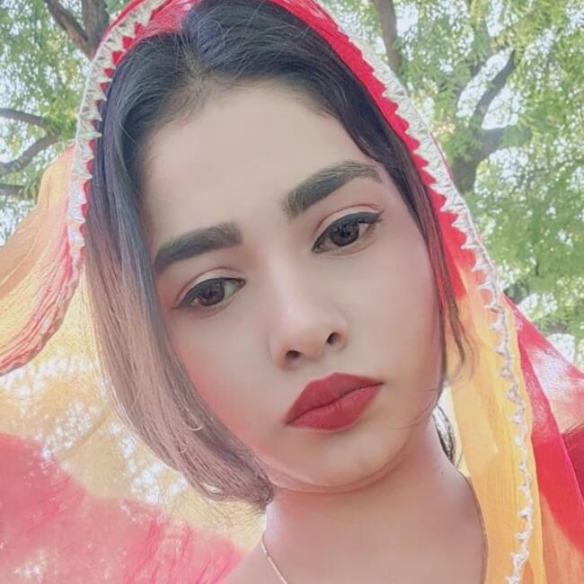 बंगलौर में बेबीसिटिंग की नौकरी: Aleesha khan