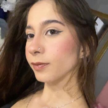 Babysitter in Santos: Victoria