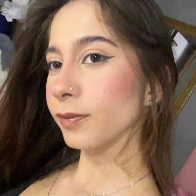 Babysitter in Santos: Victoria