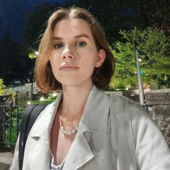 Babysitter in Bucharest: Elina