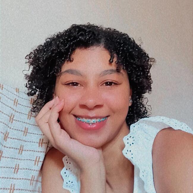 Babá em Magé: A n d r e s s a