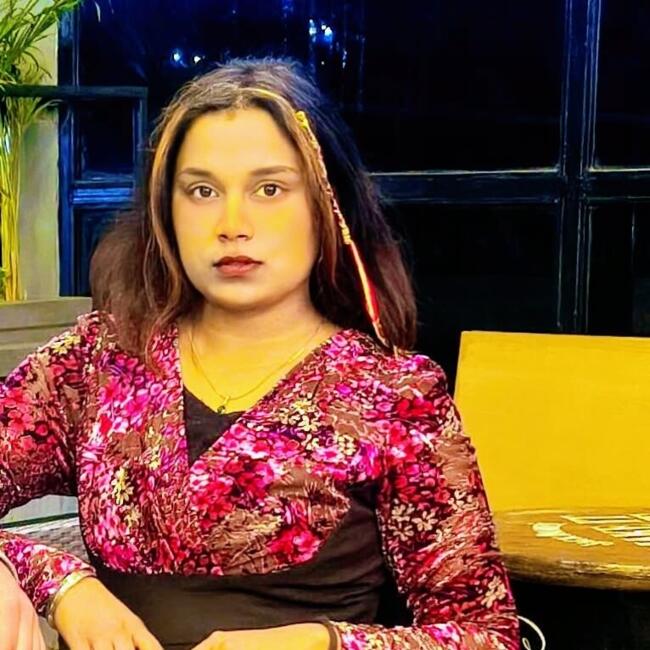Babysitter in Noida: Kavya