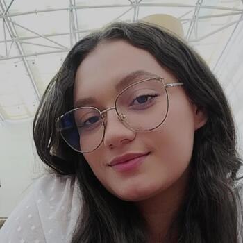 Babysitter Goiânia: Mariana