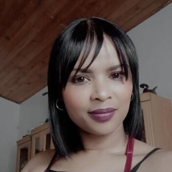 Babysitter in George: Doreen Jo Anne