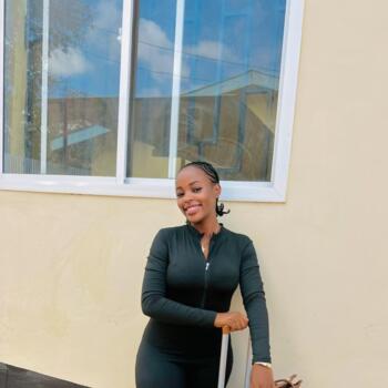 Babysitter in Dar es Salaam: Mercy
