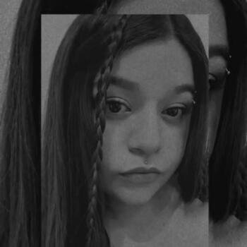 Babysitter in Madrid: Hilary chumpitaz