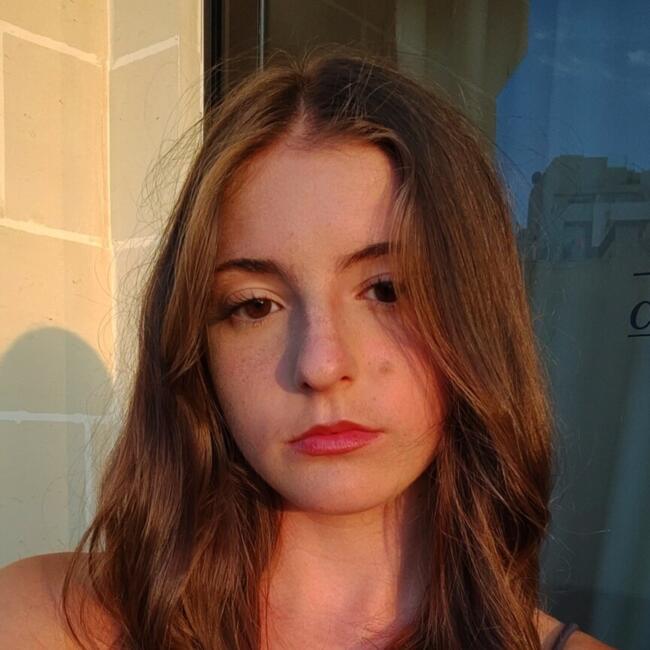 Babysitter in Andrésy: Juline