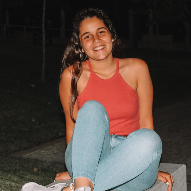 Babysitter in Vila Nova de Gaia: Mariana