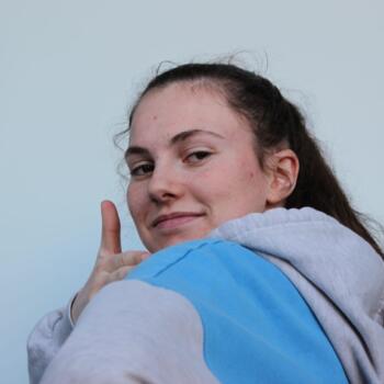 Baby-sitter in Joinville-le-Pont: Jeanne Marie