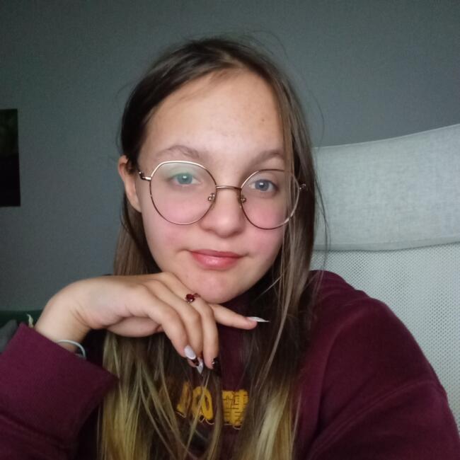 Babysitter in Narbonne: Ambre