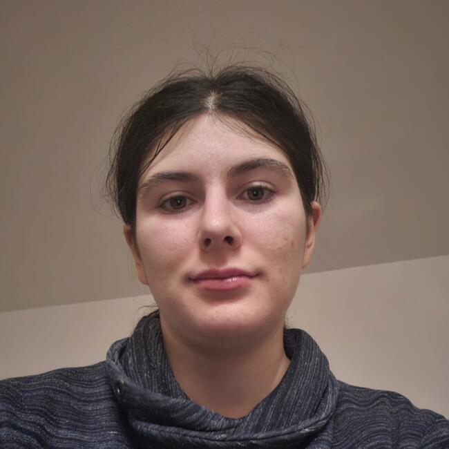 Babysitter in Carmaux: Lucy