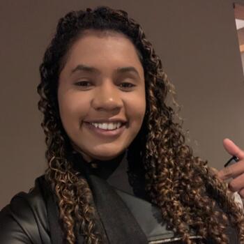 Babá em Viamão: Karen