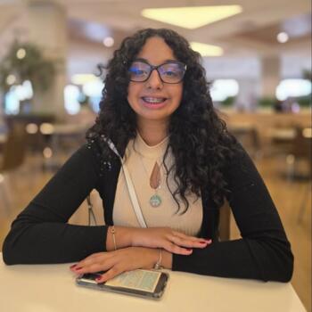 Babysitter in Porto Alegre: Giovanna