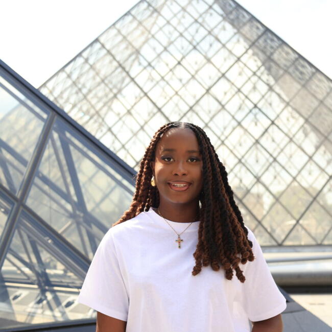 Babysitter in Torcy: Ange