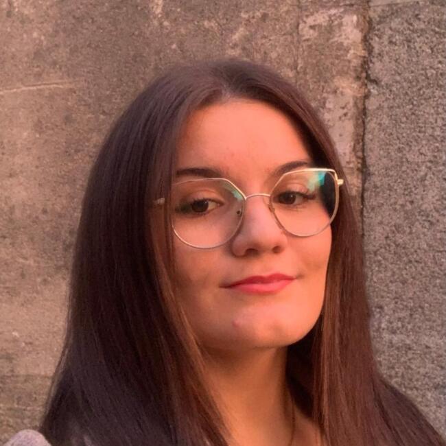 Canguro en Salamanca: ZAHIRA