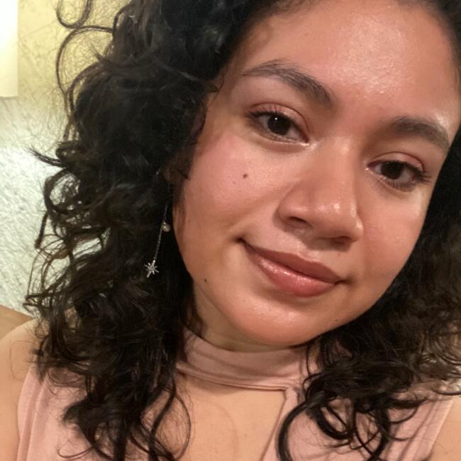 Babysitter in Santa Tecla: Sofía