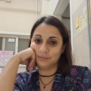 Babysitter Salinas: Analia