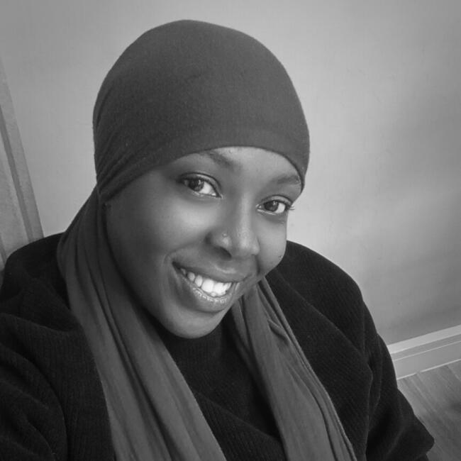 مربية أطفال في أبوظبي: Sharon