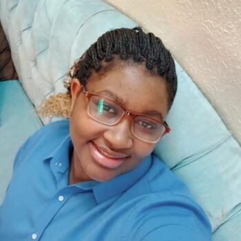 Nanny in Riyadh: Mary