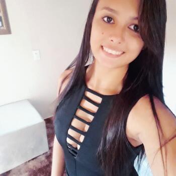 Família Sinop: Camila